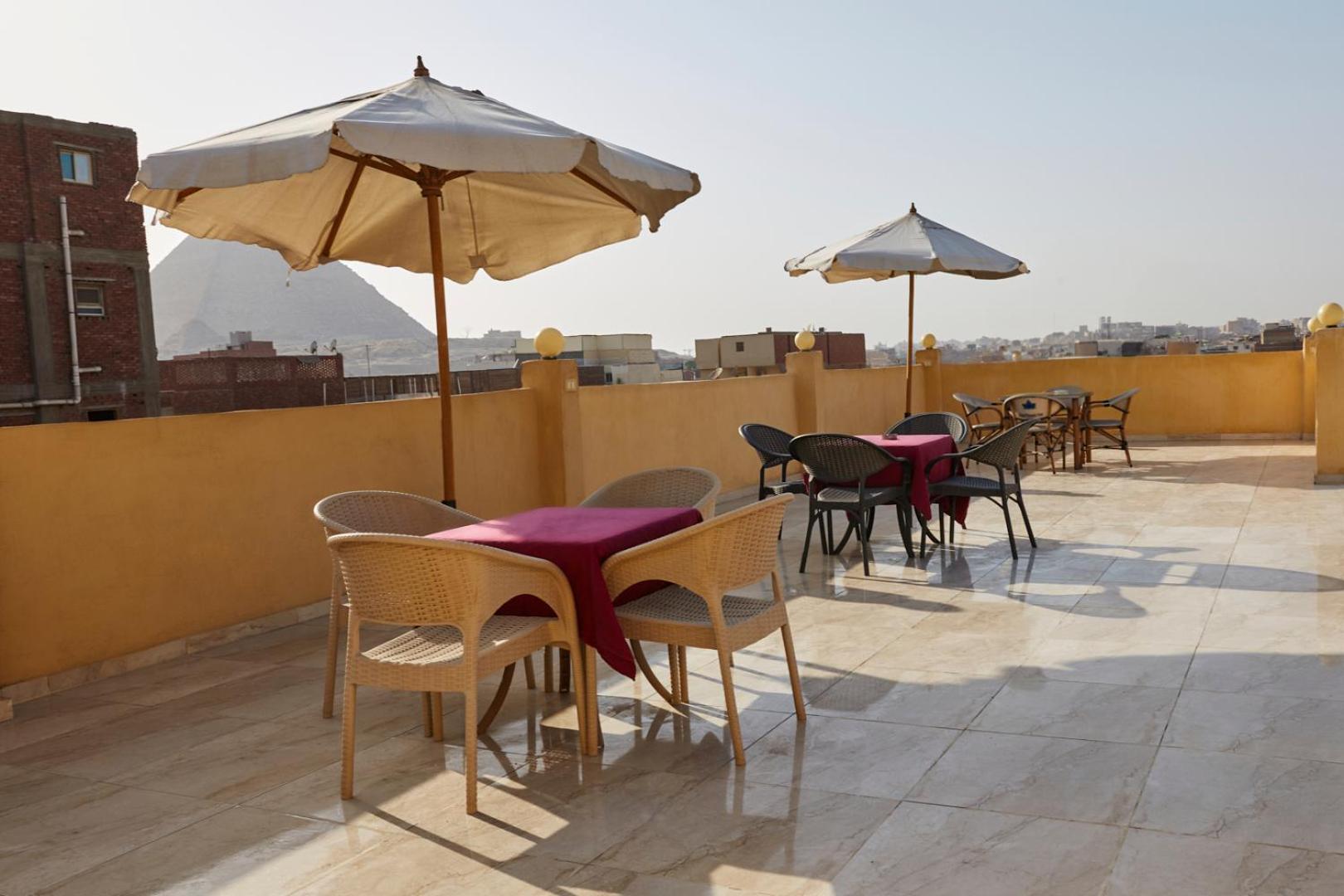 Grand Pyramid View Hotel Kafrat al Jabal Exterior foto