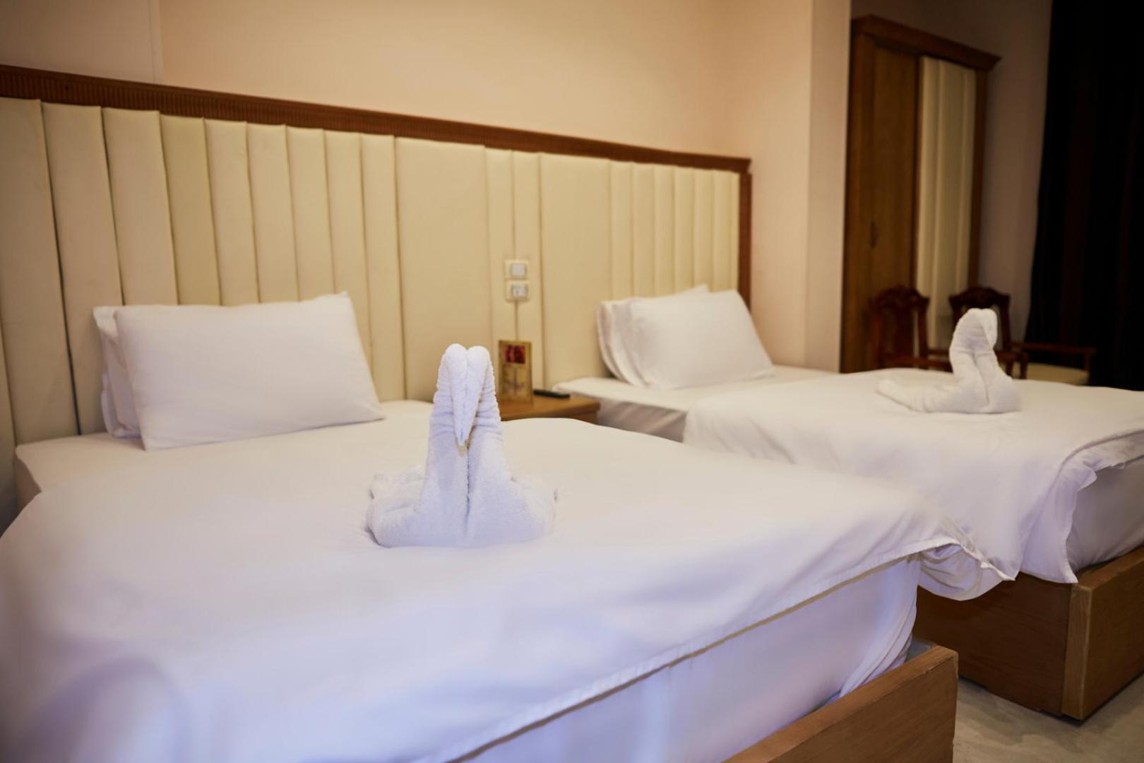 Grand Pyramid View Hotel Kafrat al Jabal Exterior foto