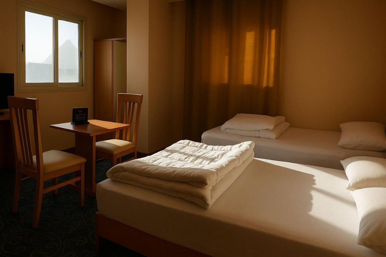Grand Pyramid View Hotel Kafrat al Jabal Exterior foto